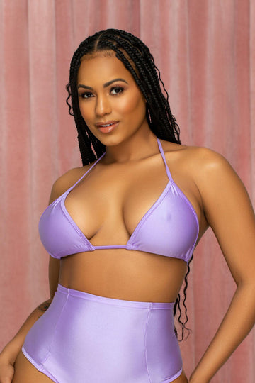 Top de bikini triangular color lavanda